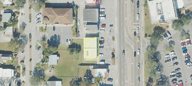 241 Courtenay Pkwy