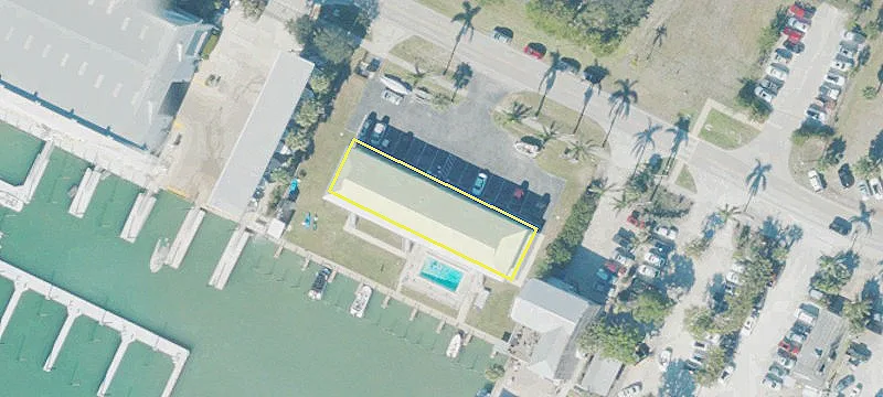 220 Capri Blvd