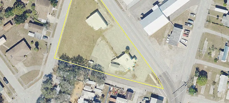 913 State Rd 17th N
