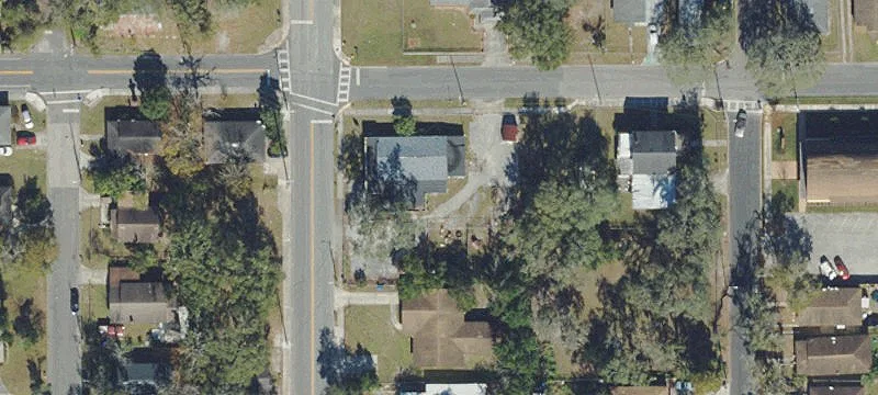 1047 Lincoln Ave