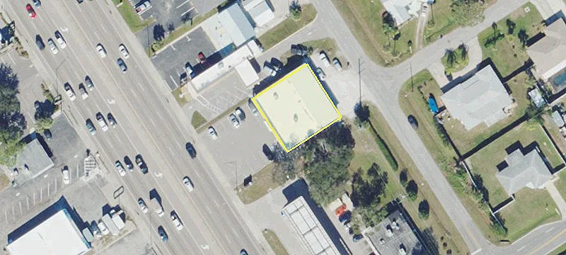 1879 Tamiami Trl