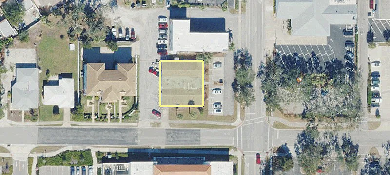 256 Nokomis S Ave