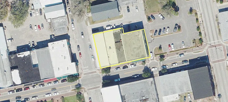 126 Main St