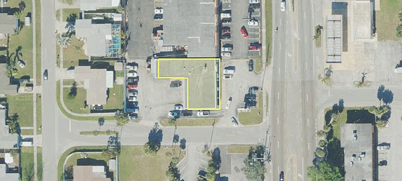 855 Courtenay Pkwy