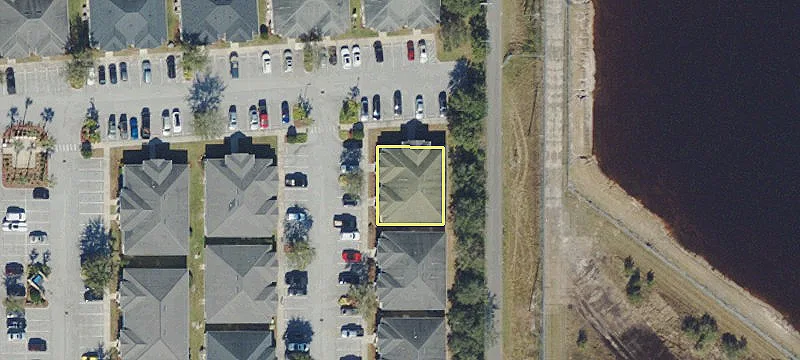 17901 Hunting Bow Cir