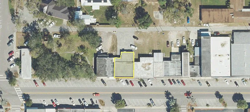 251 Interlake Blvd