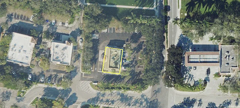 1425 Park Dr