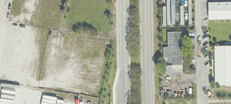 1 Andrews Ave