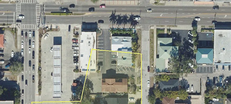 2202 Kennedy Blvd