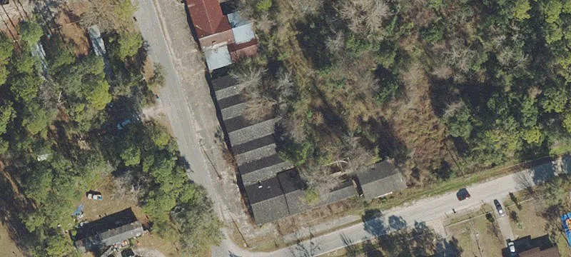 51 Raker Ln