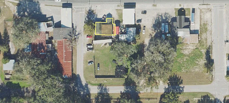 305 Main St