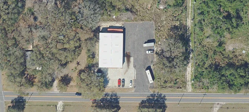 306 Denton Ave