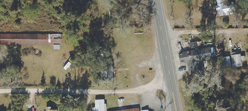 886 Woodville Hwy