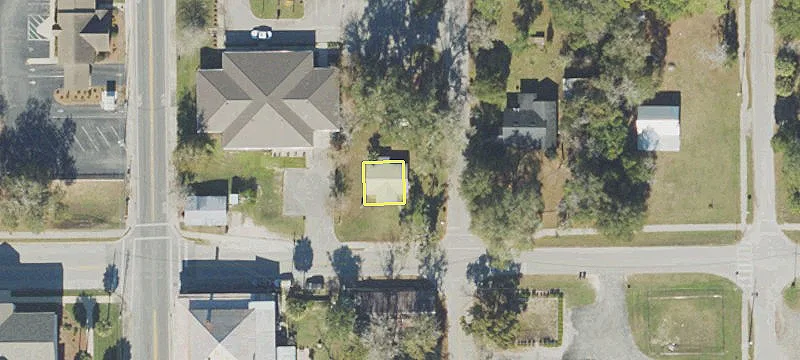 135 Bloxham St