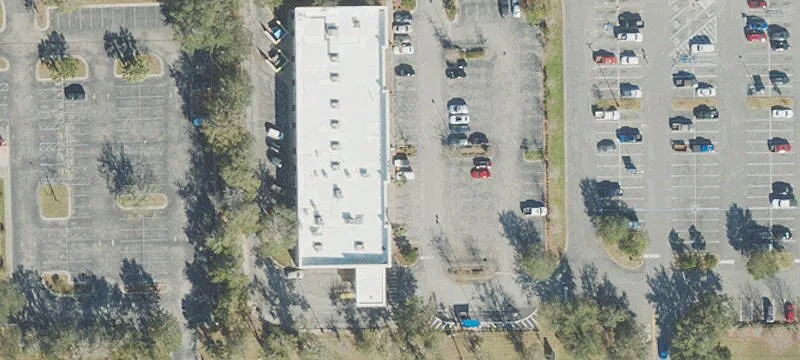 305 International Speedway Blvd