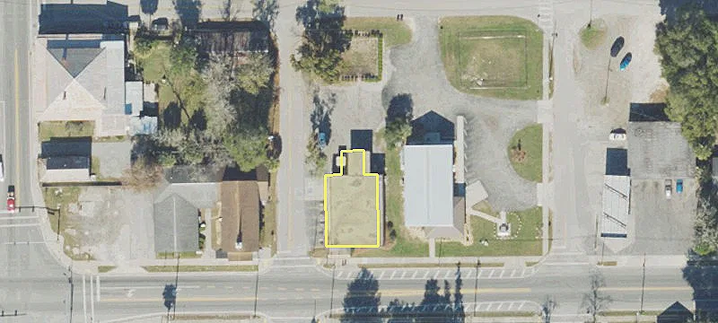 157 Main St