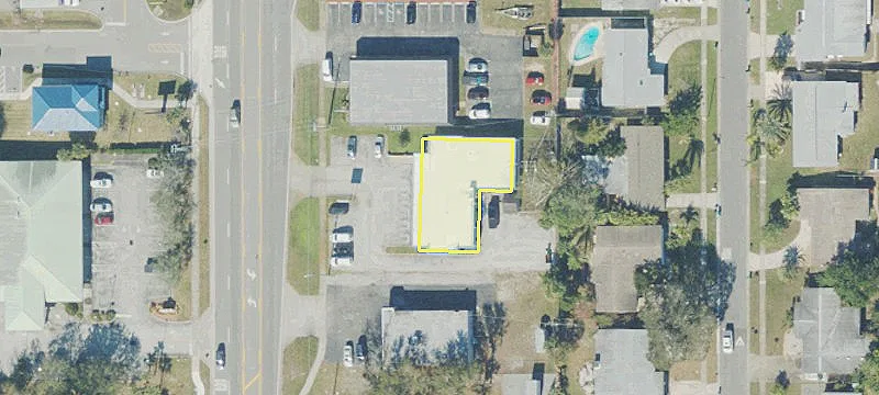 230 Courtenay Pkwy