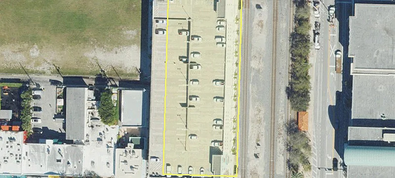 500 Banyan Blvd