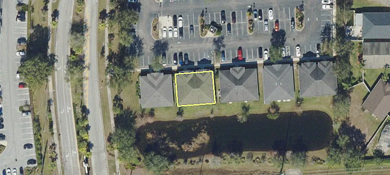 17210 Camelot Ct