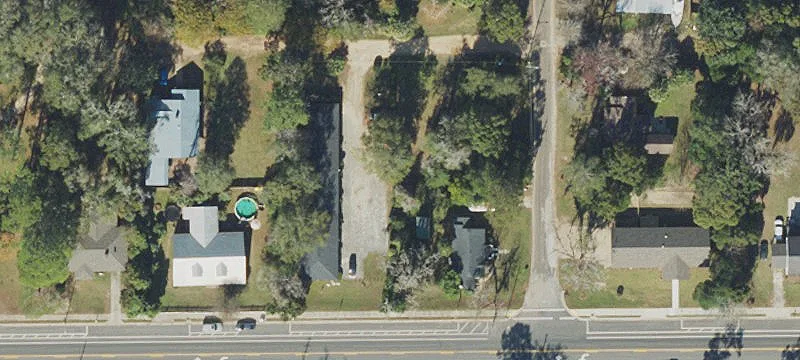 115 Simpson Ave
