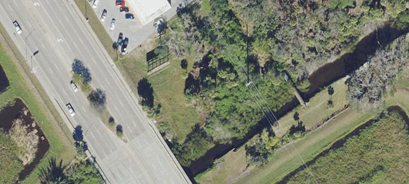 2051 Tamiami Trl