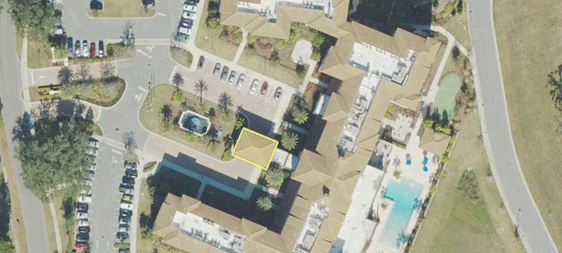 7233 Della Dr