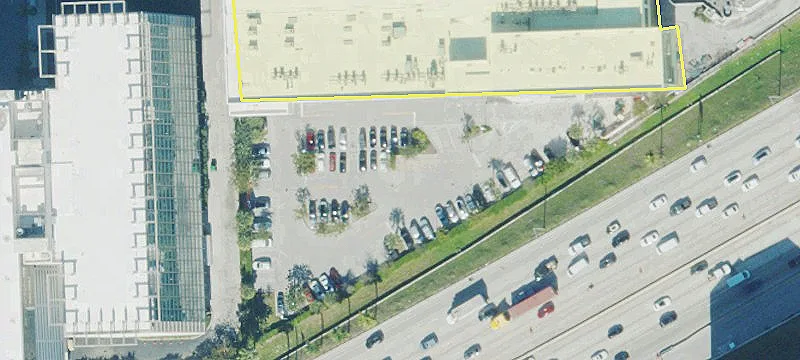 Miami, FL 33136
