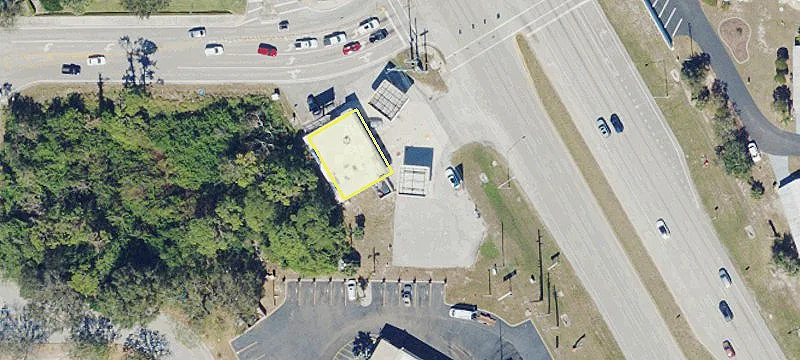 1035 Us Hwy 27th S