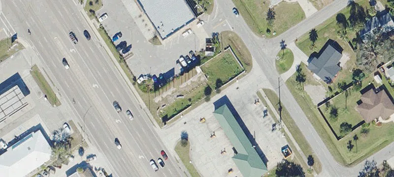 1857 Tamiami Trl