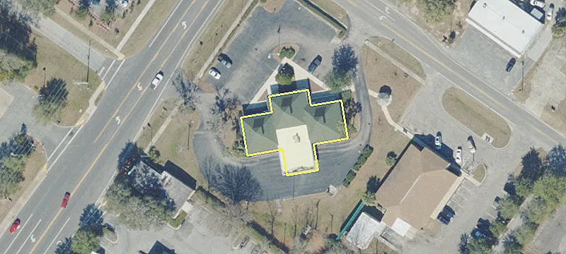 100 Commercial Cir