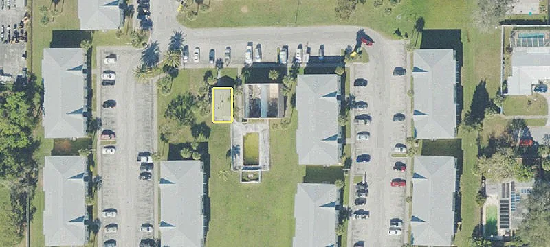 1065 Loring Dr
