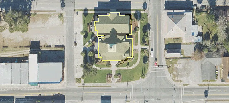 120 Main St