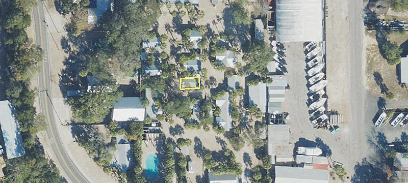 321 Riverside Dr