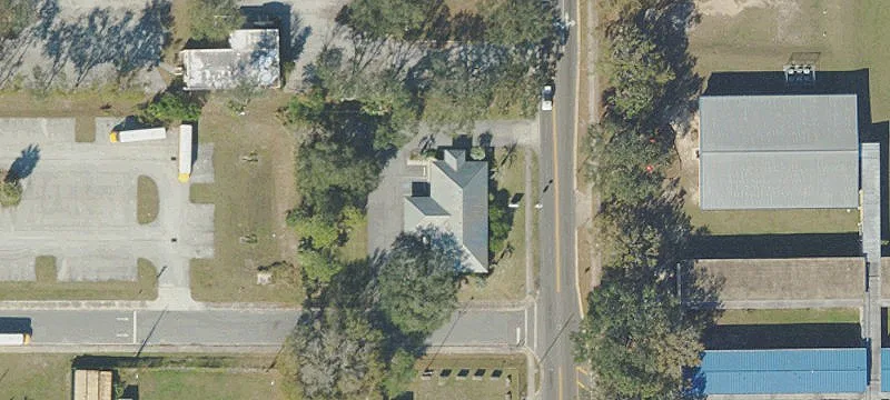 211 6th SE St