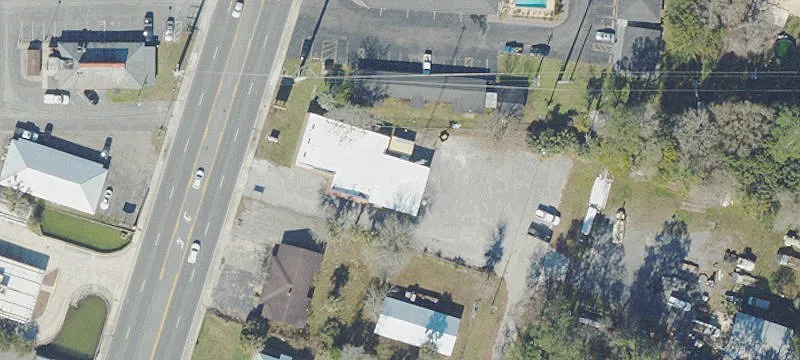 864 Temple Ave