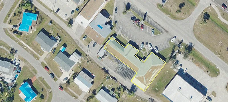 3443 Tamiami Trl1a