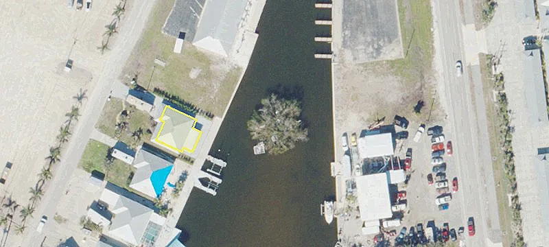 2904 Sanibel Blvd