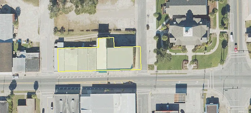 152 Main St