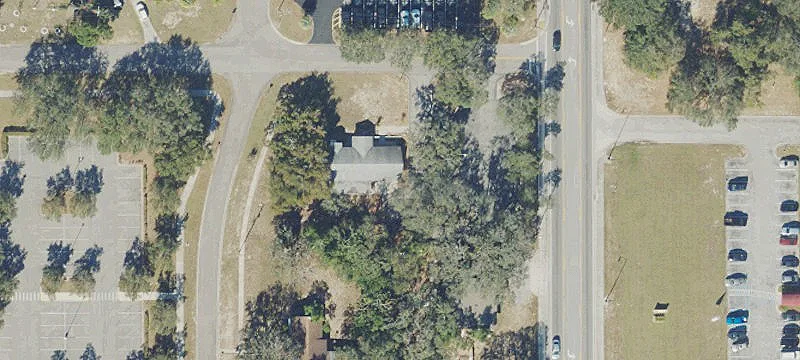 901 Johns Ave