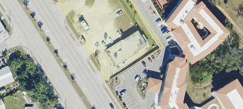 1011 Tamiami S Trl