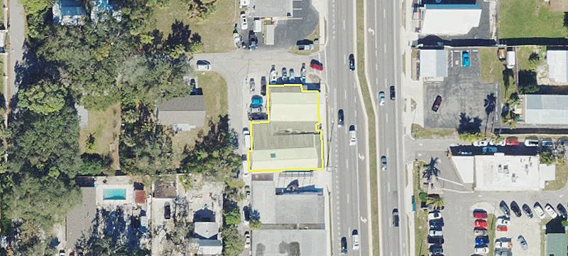 117 Tamiami Trl