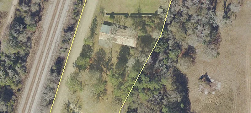 21357 County Rd 200b