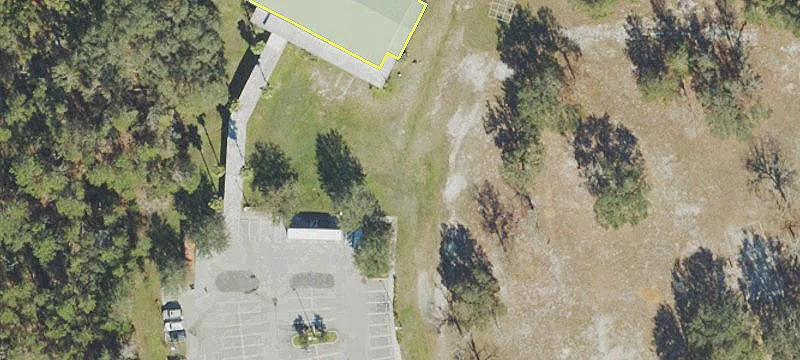 935 Howland Blvd