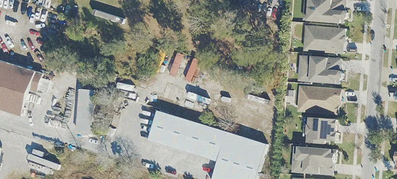 931 Us Hwy 17th 92