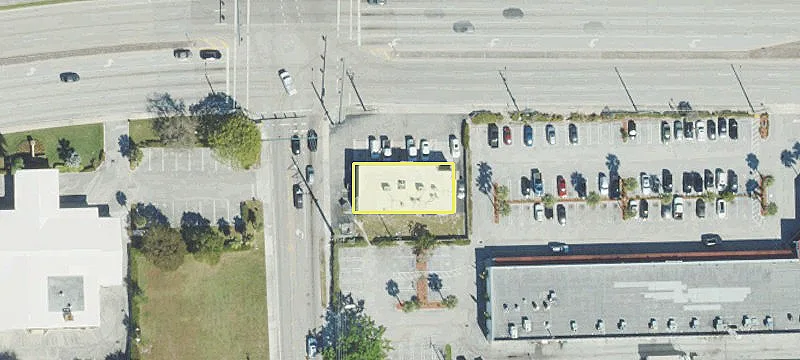 744 Boynton Bch Blvd