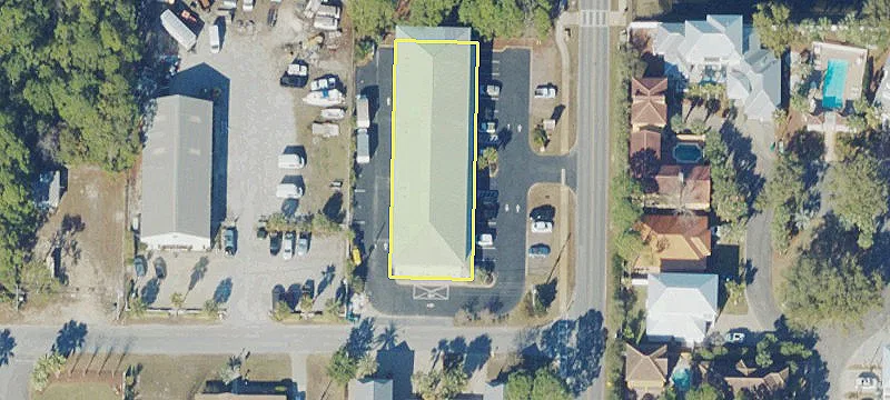136 Holiday Rd, Unit 3