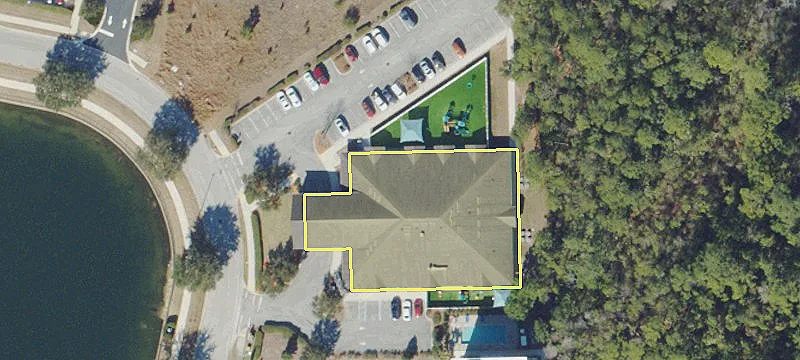 13926 Vlg Lk Cir