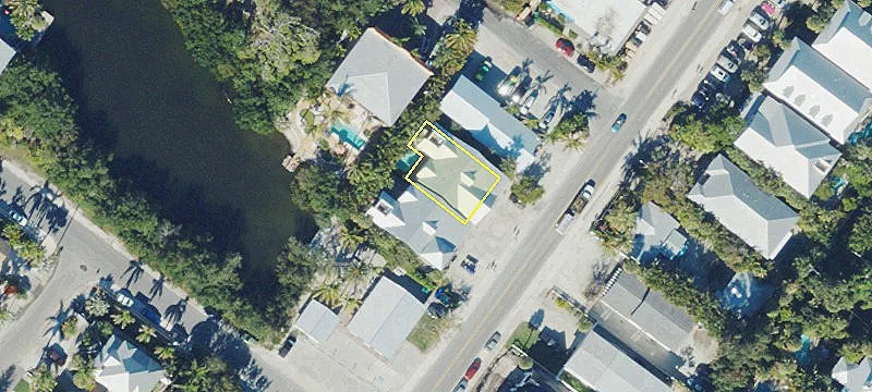 306 Pne Avec