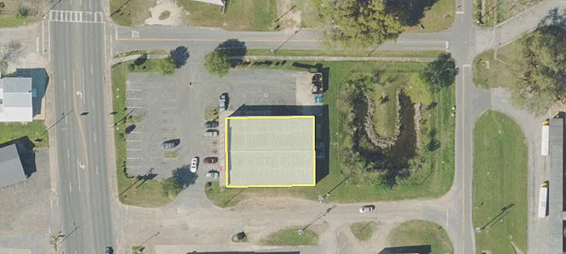 3110 Main St