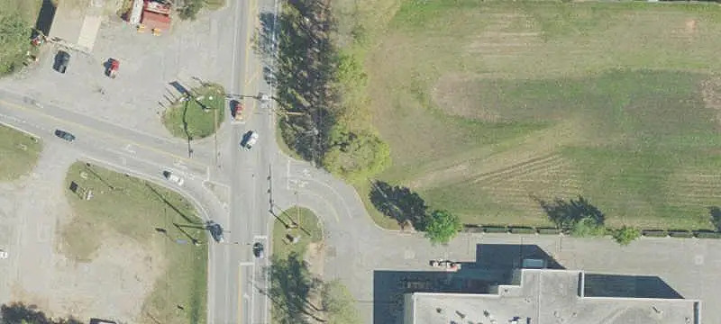 9 Mile Rd